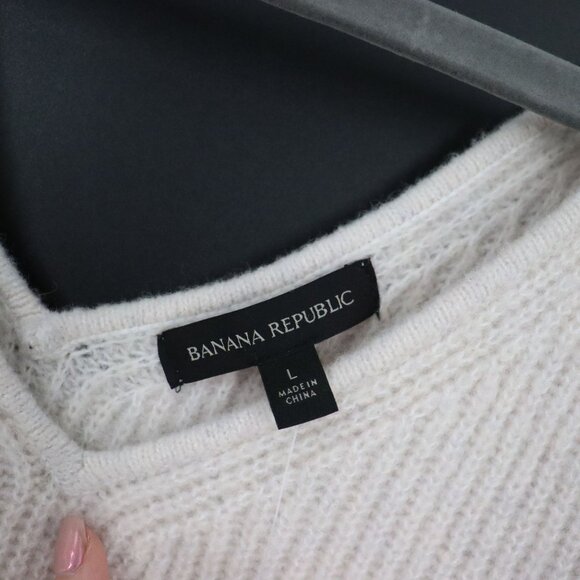 Banana Republic Yak Hair Wool Sweater Womens L Cream Quiet Luxury Classic NWT - Picture 7 of 15